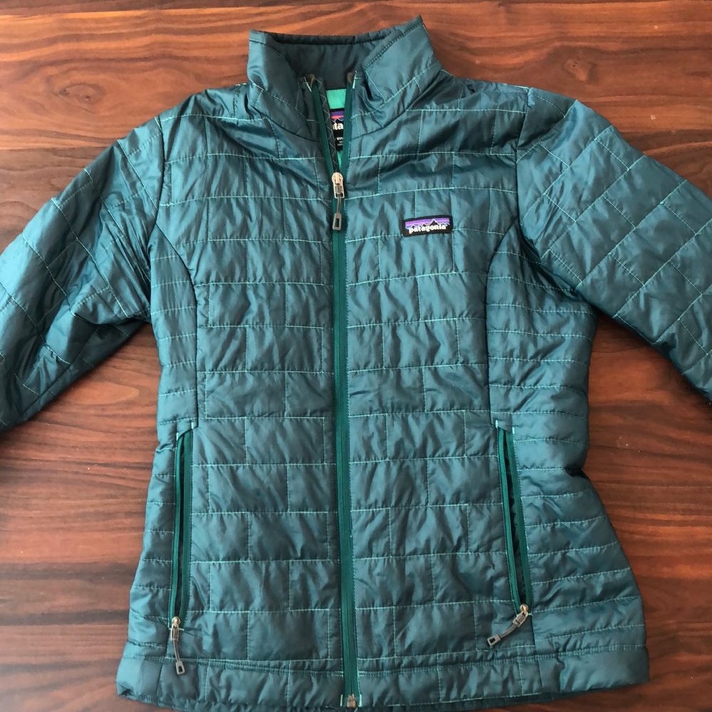 Patagonia nano puff jacket hunter green